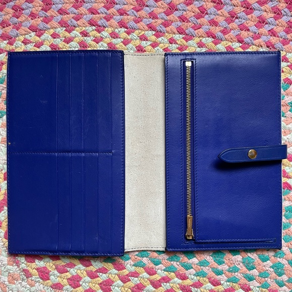 Celine Large Strip Wallet in Bicolor Grained Calfskin - Picture 3 of 4